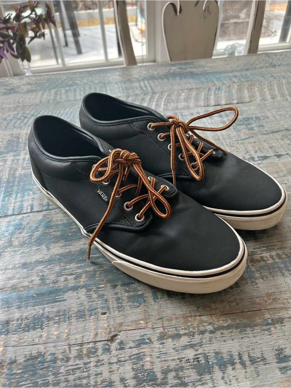 Vans Men’s Black Low-Top Black Leather Sneakers with Brown Laces Size 11